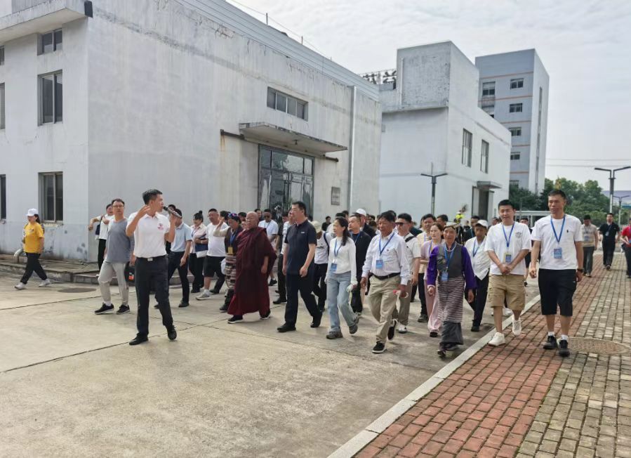 益阳喜迎西藏少数民族参观团 共品湘益茶香续写民族团结情